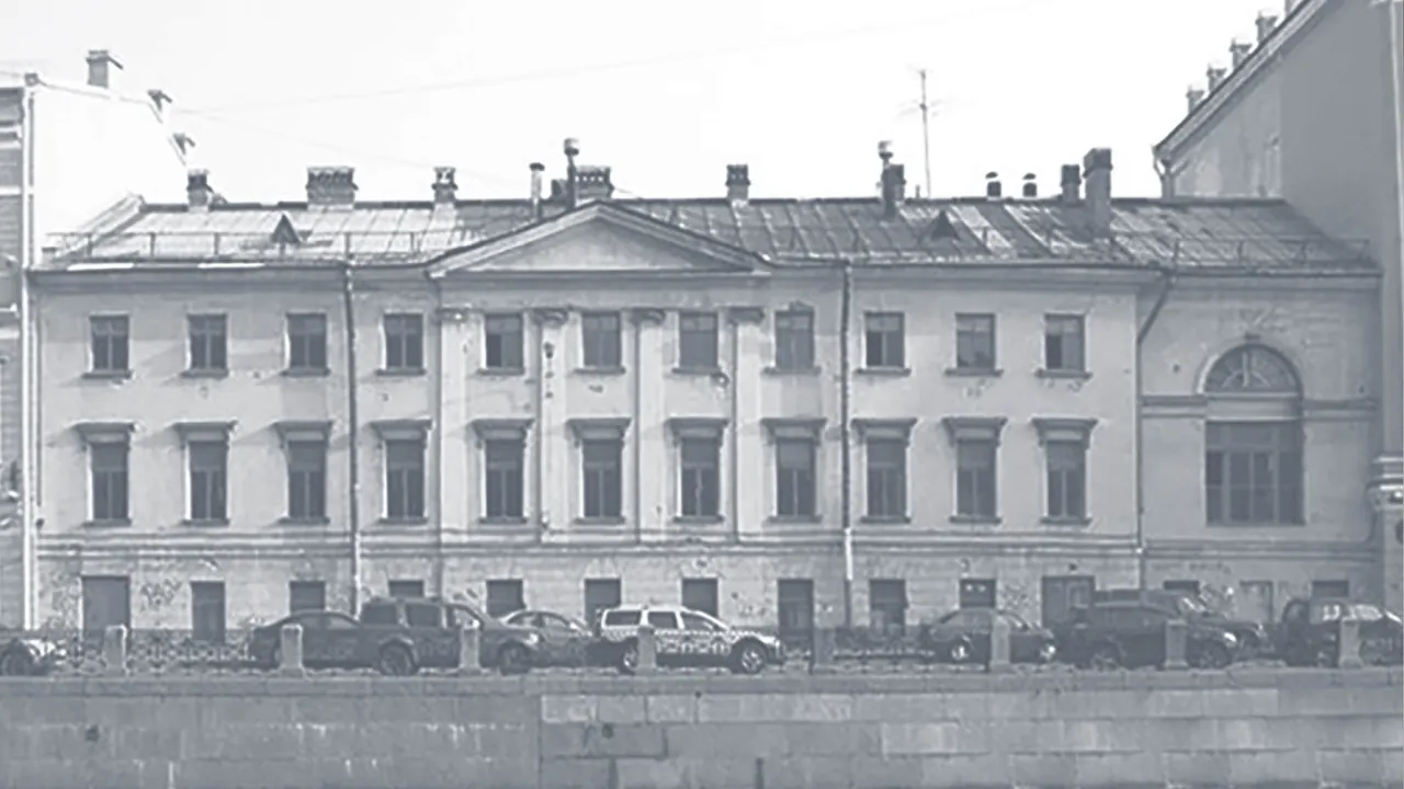 Мойка, 74