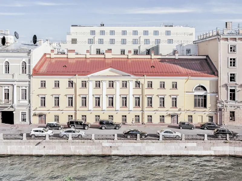 Мойка, 74